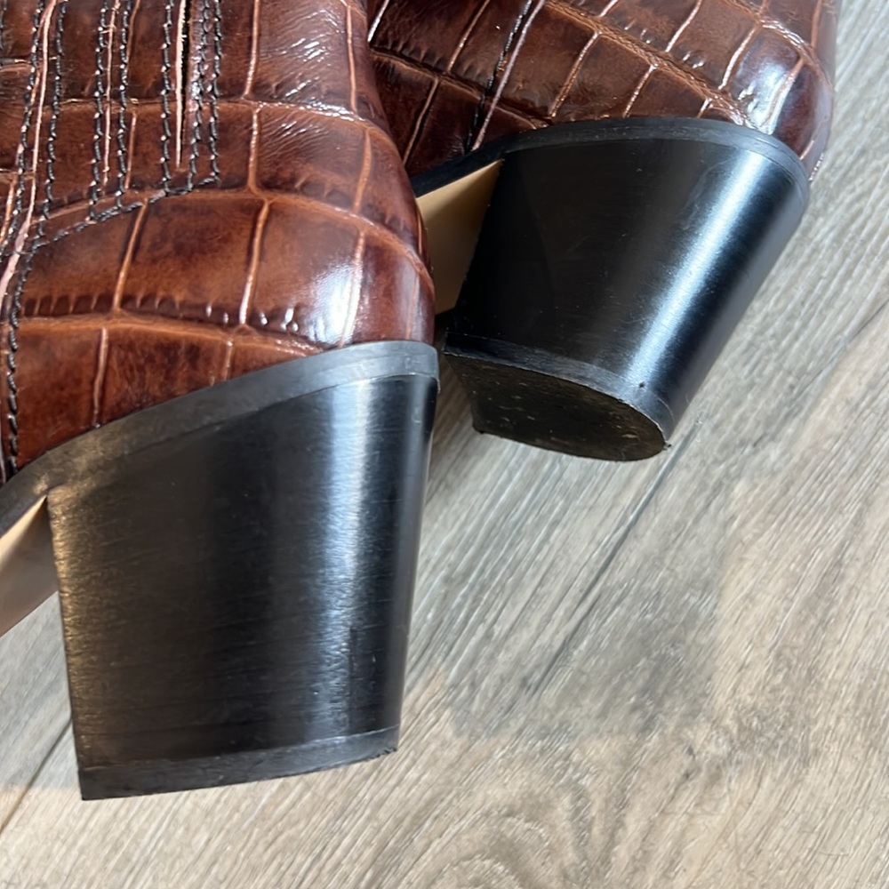 GANNI
Croc-effect leather boots - Picture 5 of 6